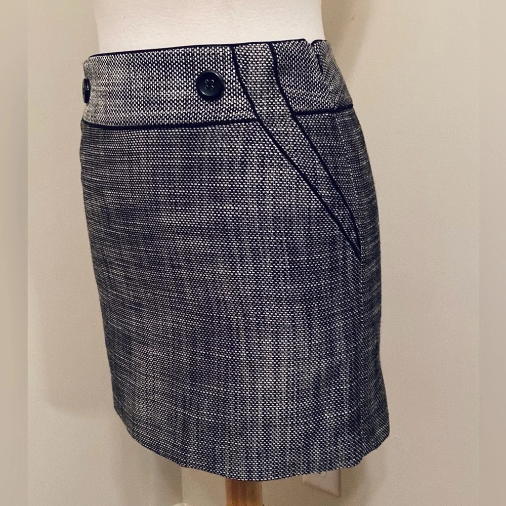 The Limited Black White Metallic Tweed Black Piping Lined Pencil Mini Skirt SZ 2